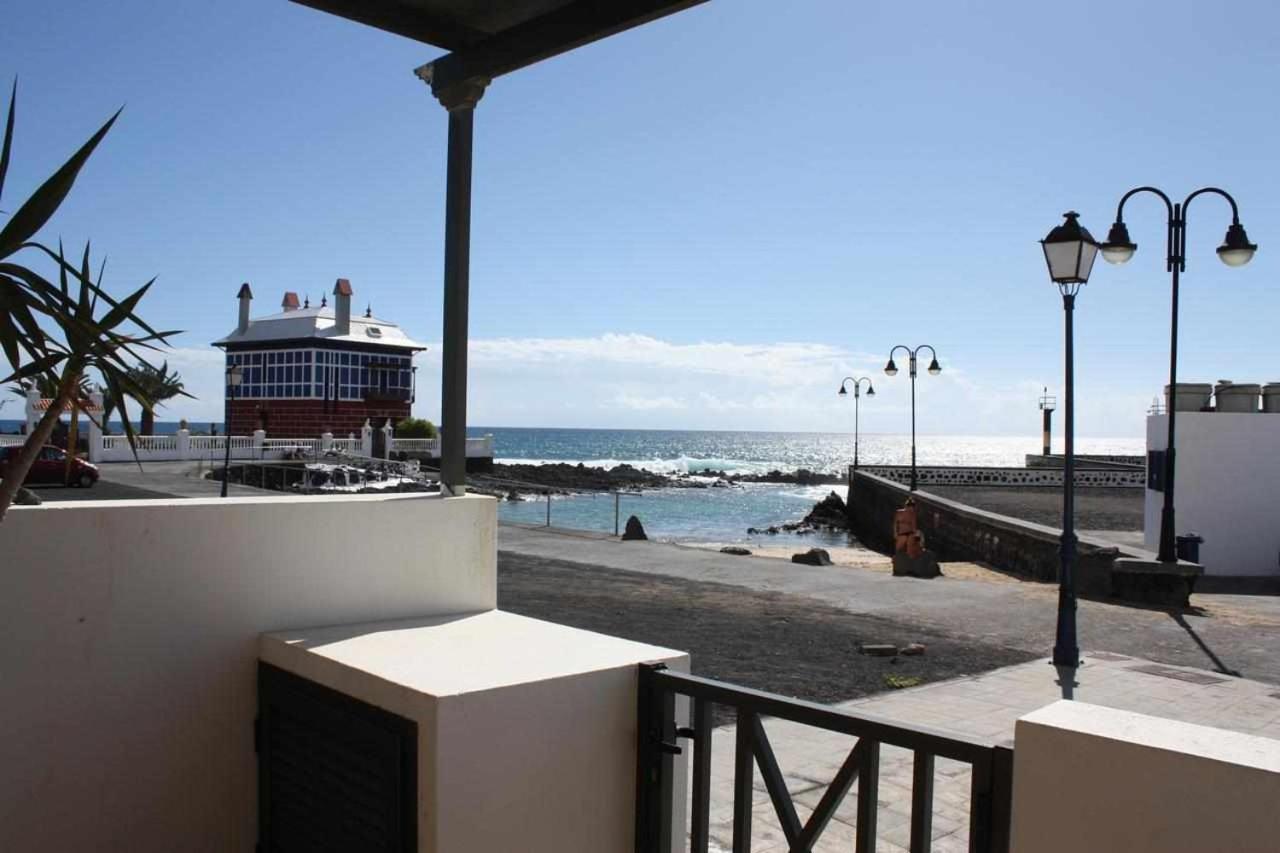 Apartamentos El Charcon Arrieta  Exterior foto